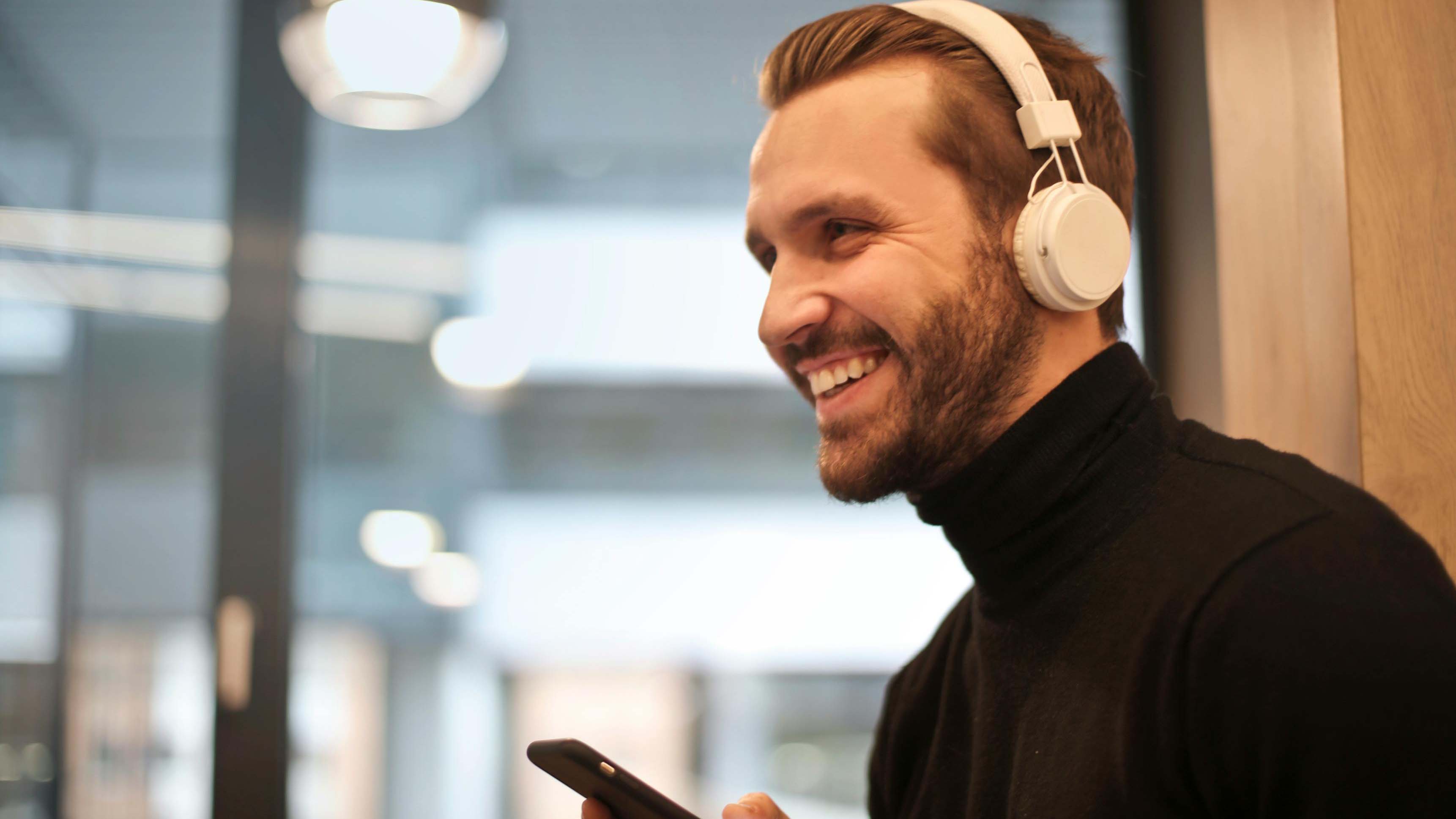 Fone de Ouvido Sem Fio com Conexão Simples ao Celular Android. Alta Qualidade e Comodidade!