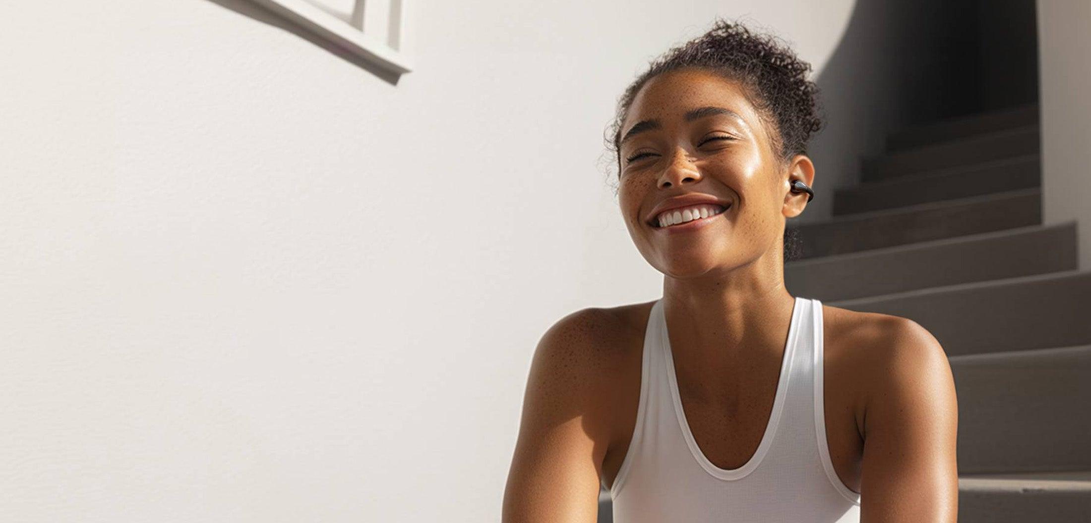 Fone de ouvido Bluetooth: tecnologia sem fio para ouvir música com estilo e conforto.