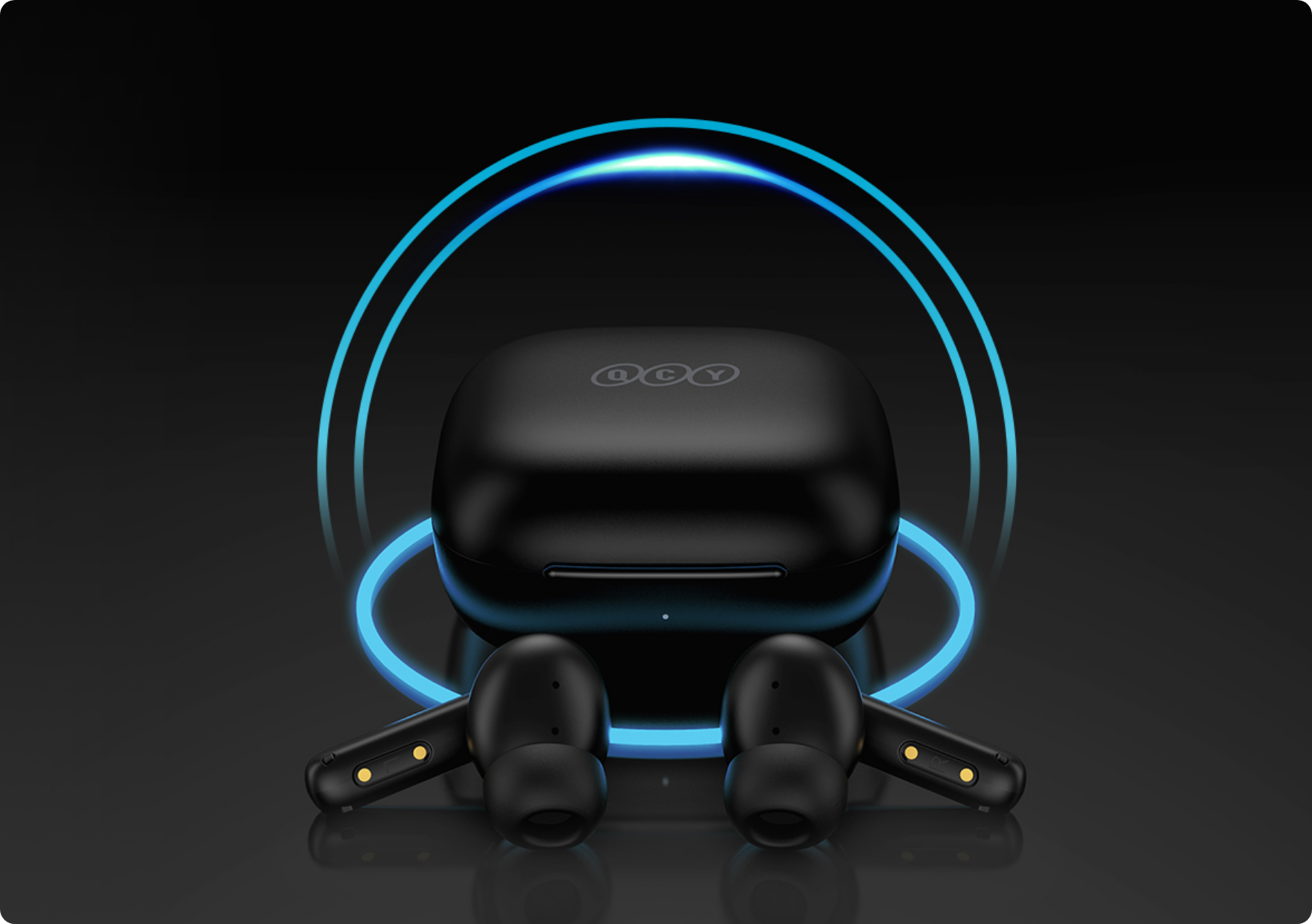 Fone de ouvido sem fio QCY com estojo de carregamento e luzes LED azuis, design moderno e preto.