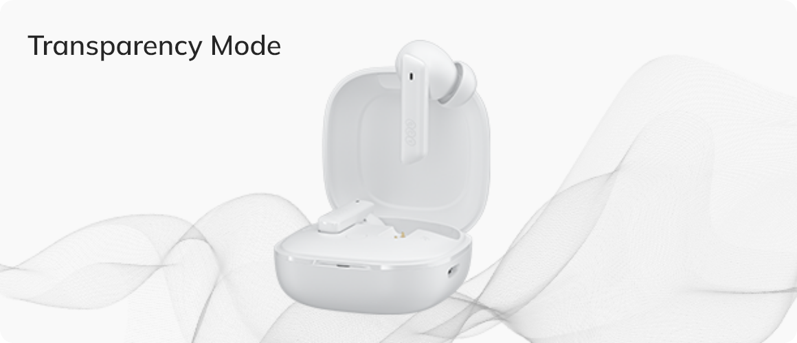 Fone de ouvido sem fio branco com estojo de carga aberto, destacando o Modo Transparência para ouvir sons externos.
